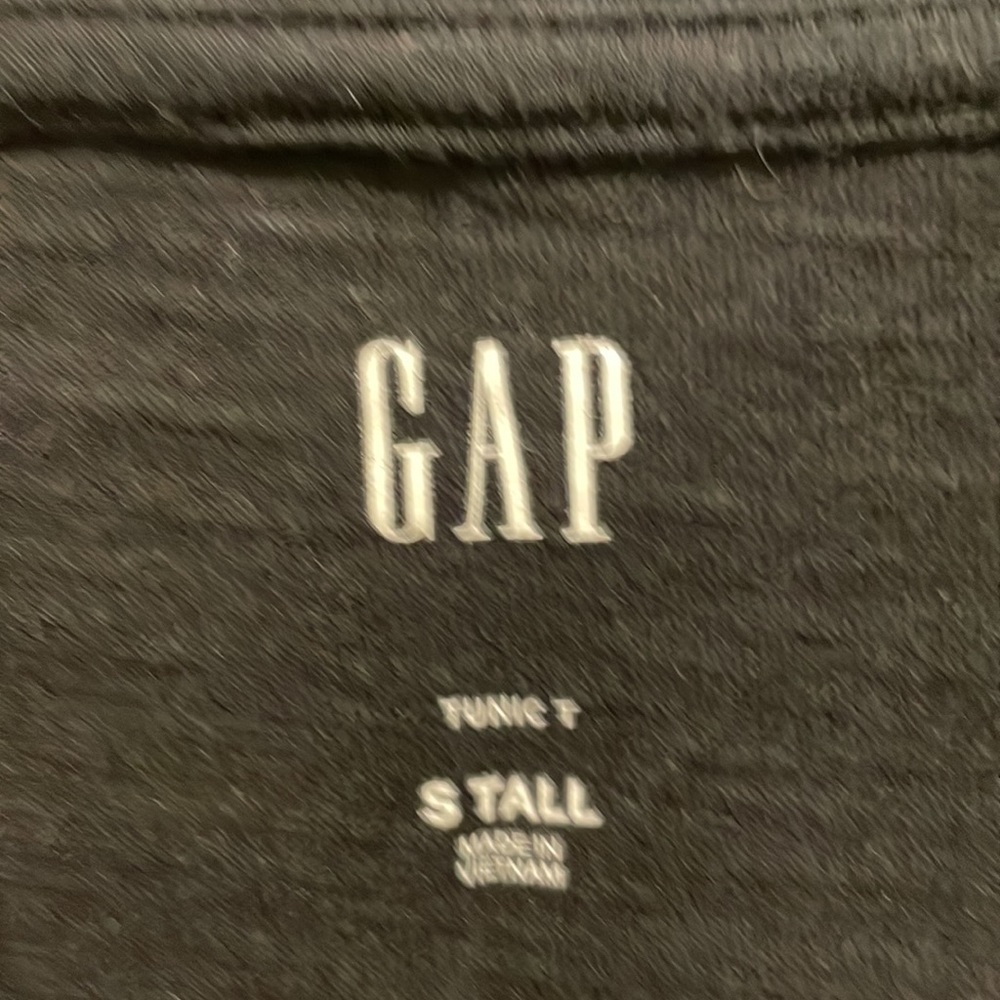 Gap Tunic - Picture 2 of 3